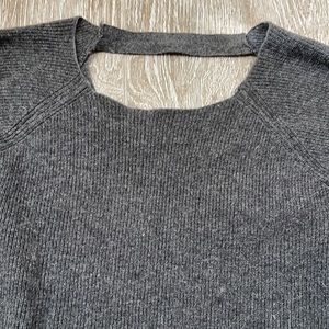 ATHLETA LONG SLEEVE CASHMERE/COTTON BLEND GRAY TOP SZ XS